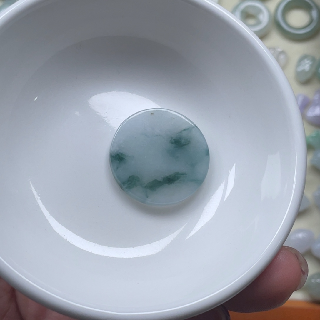 翡翠颈饰未镶嵌66666666