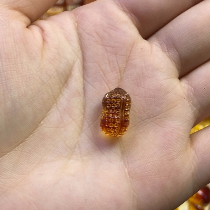 橄榄核吊坠小花生