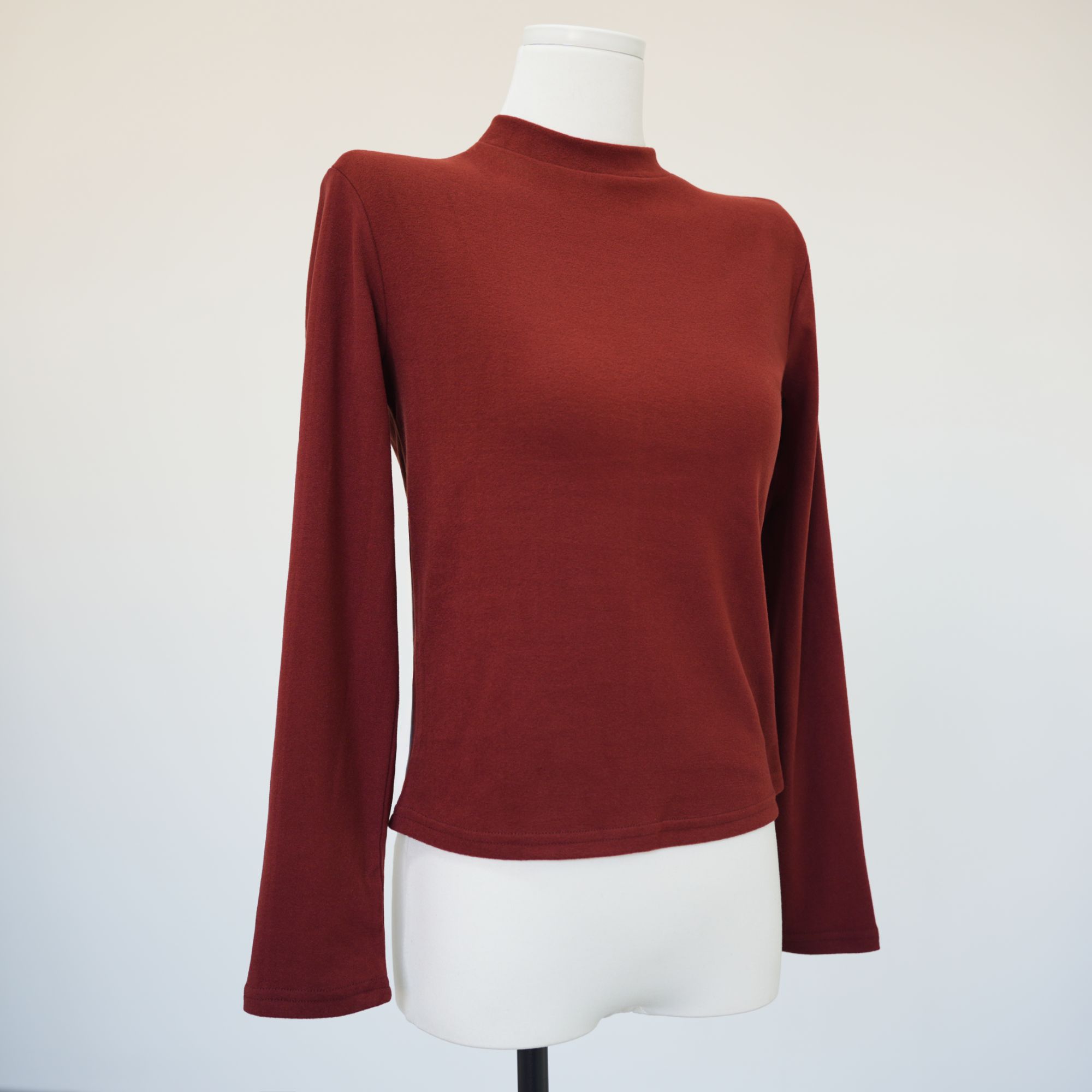 半高领长袖冬季女士修身T恤紧身修身秋冬女士德绒打底衫气质圆领