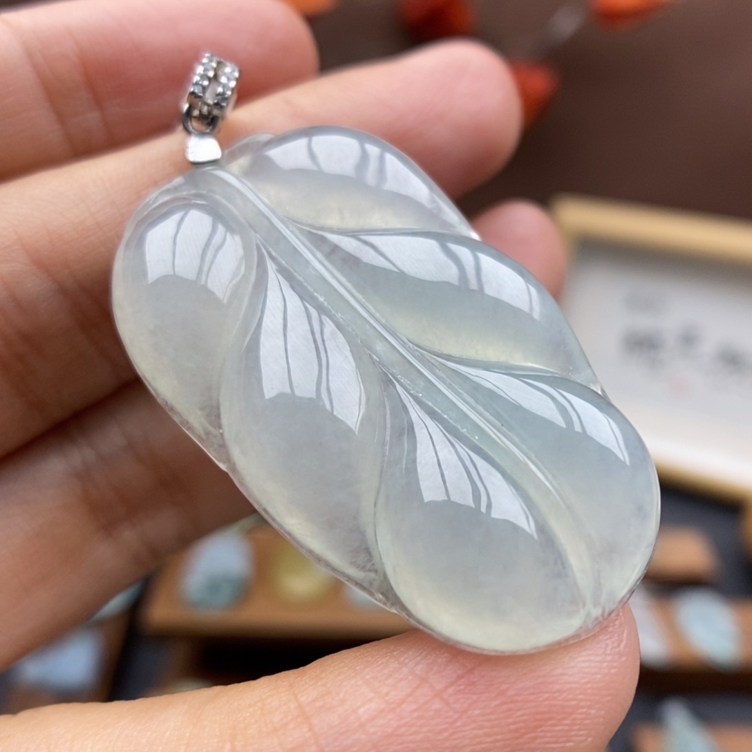 【闪购商品】颈饰银S925镶嵌翡翠35