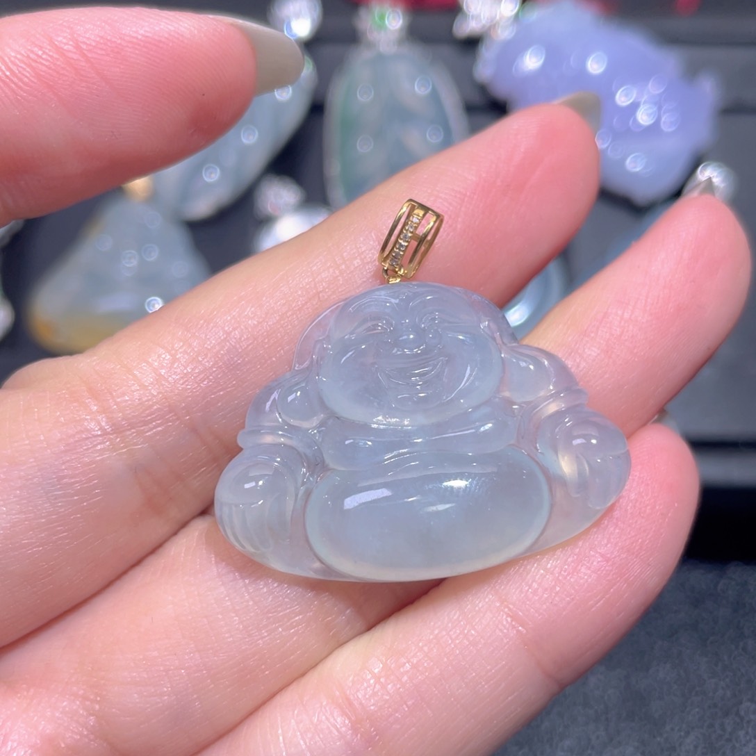 颈饰18K金镶嵌翡翠翡翠