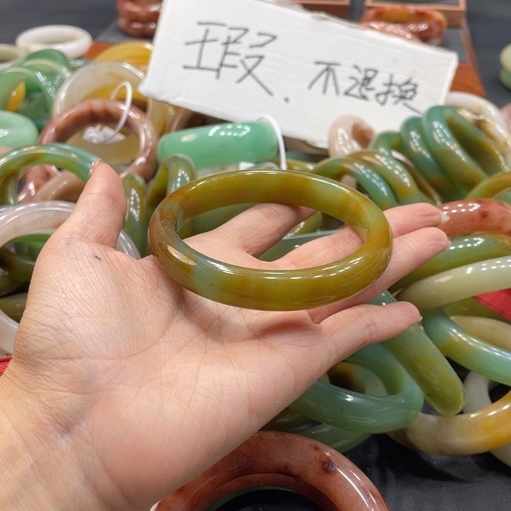 用***顺石英质玉钛钢珠宝奇石65
