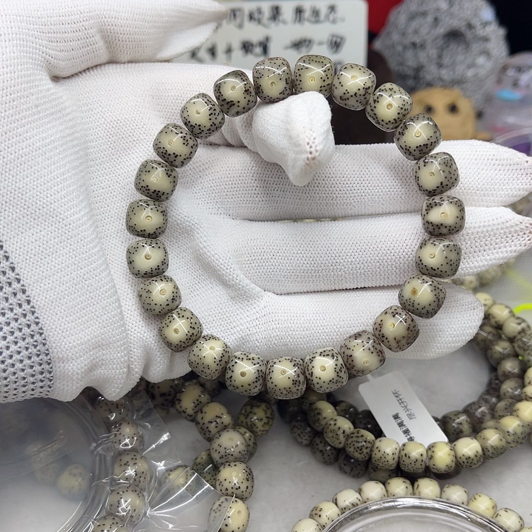 星月菩提手串彻**^卡10黄金瞳