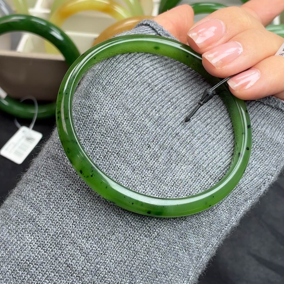 和田玉未镶嵌手镯碧玉窄条冰底80号