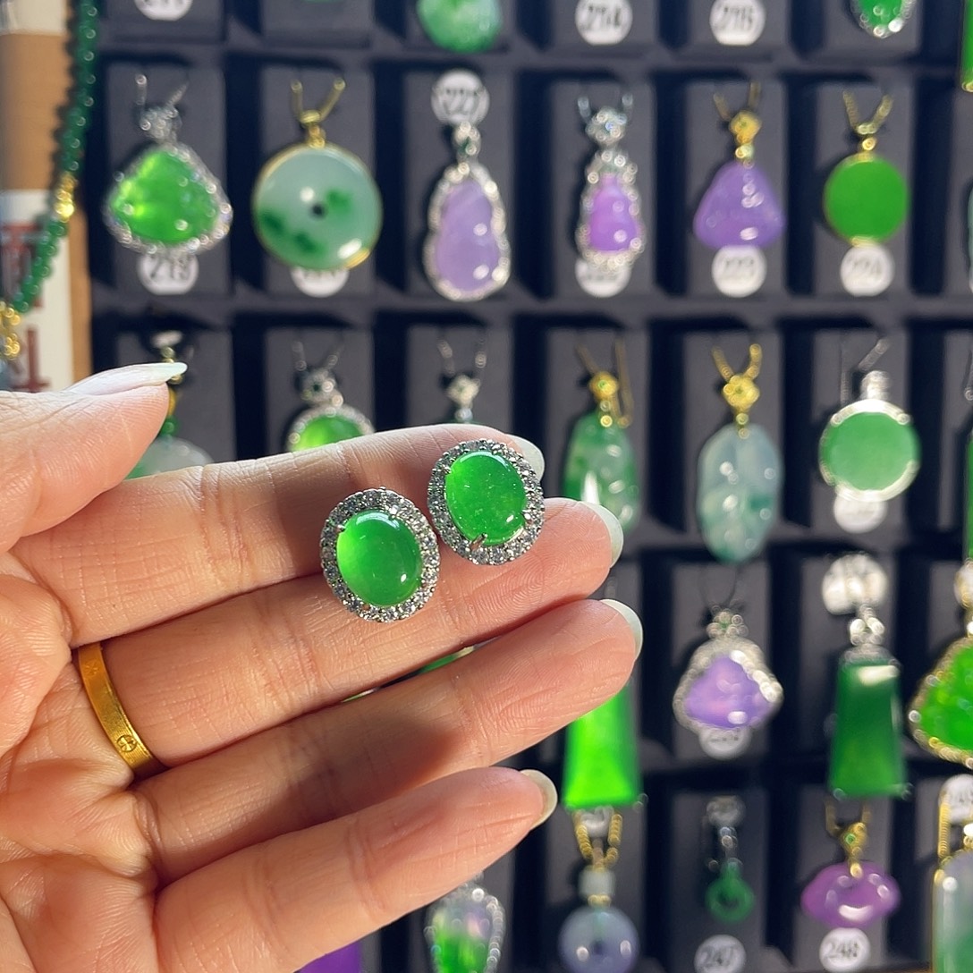 翡翠银S925镶嵌耳饰看看