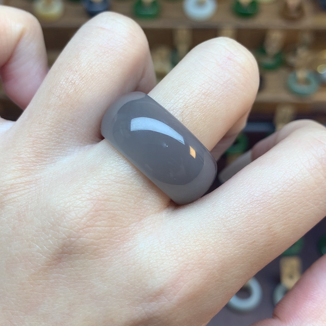 和田玉戒指未镶嵌