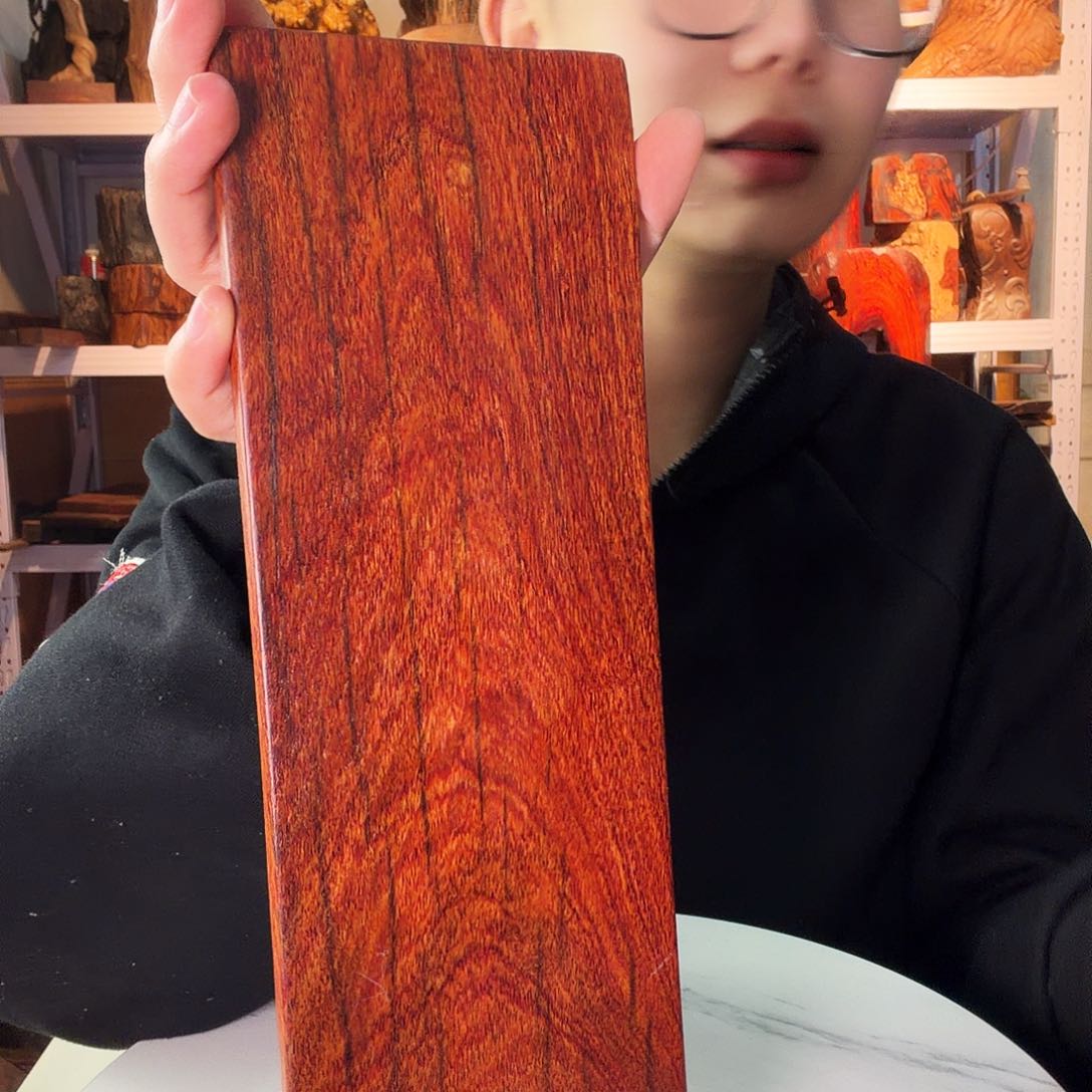 紫檀木类端景台花*?