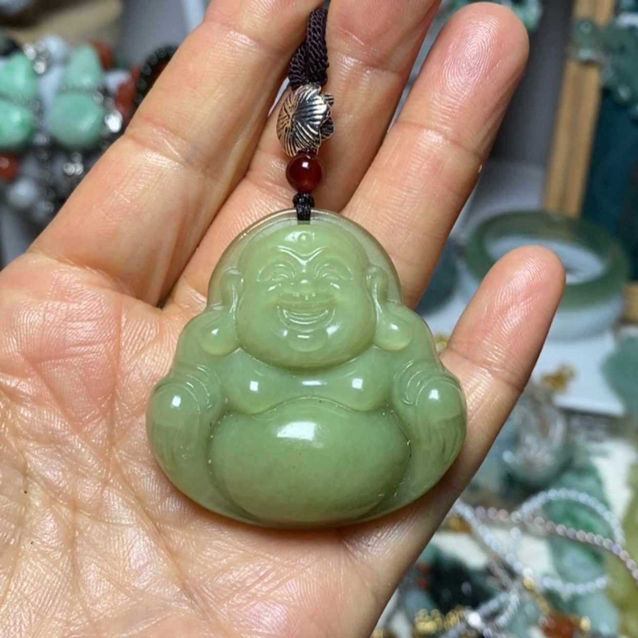 【闪购商品】翡翠吊坠(赠链)未镶嵌