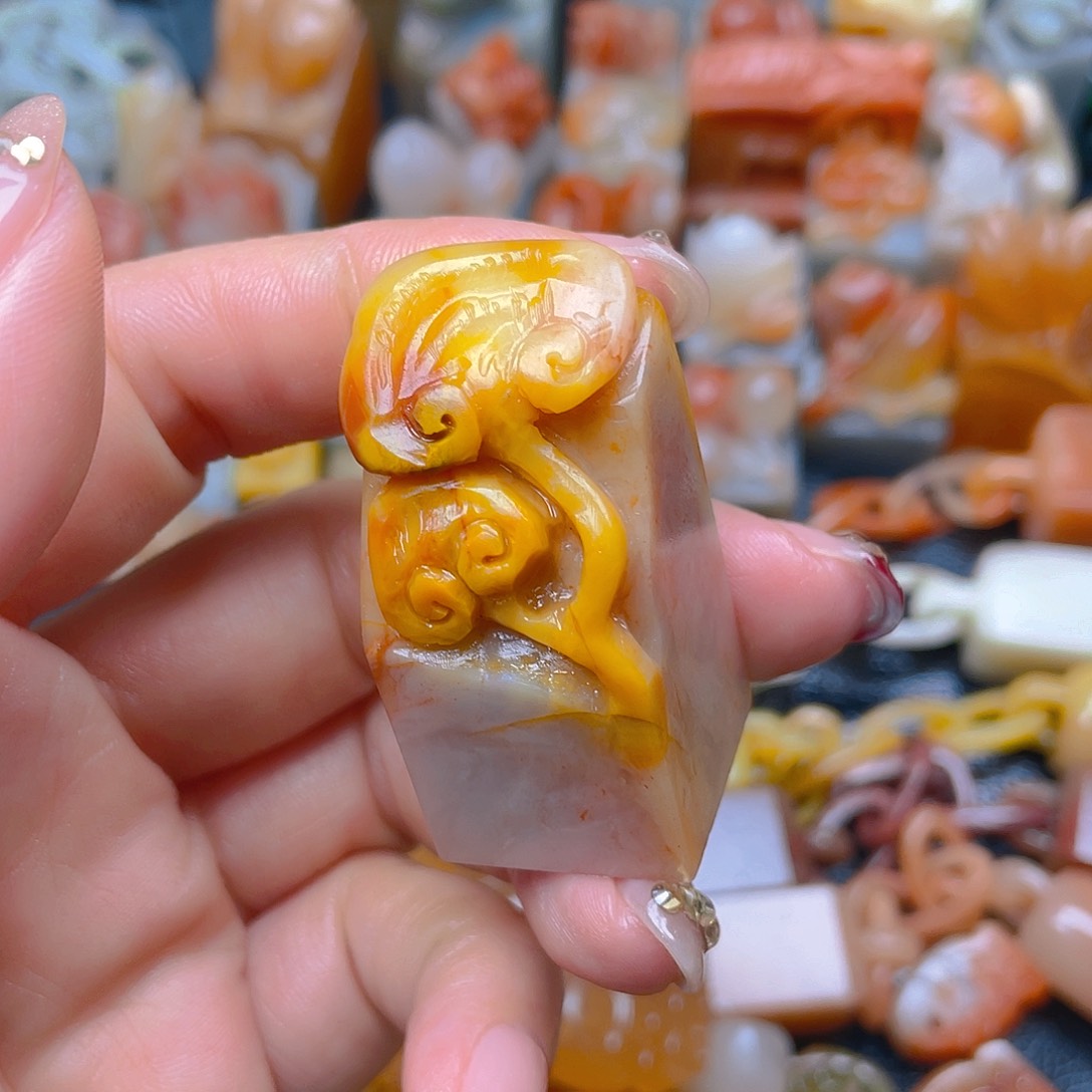 青田石印石北部黄