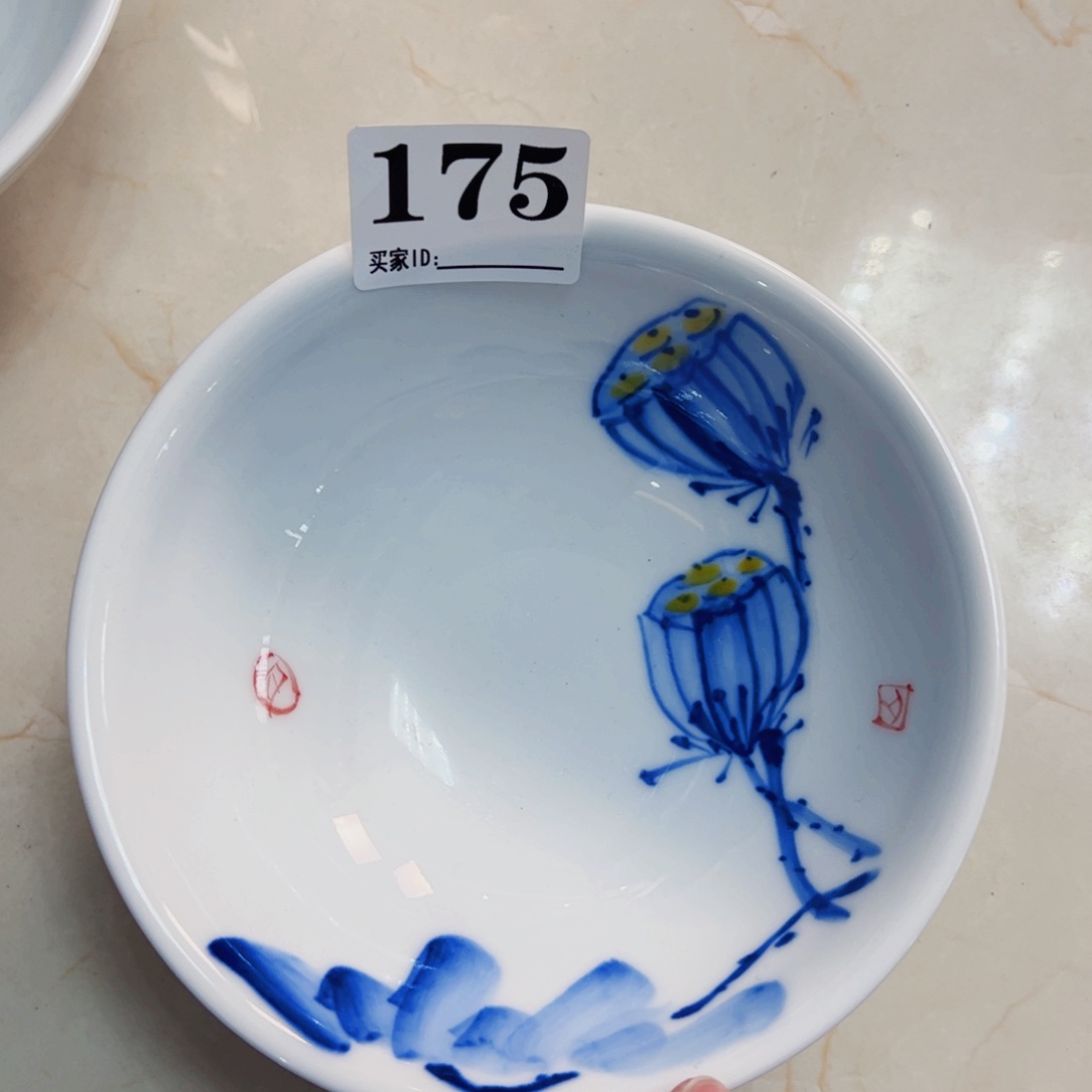 景德镇陶瓷手工手绘制作