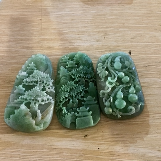 未镶嵌定制翡翠牌子