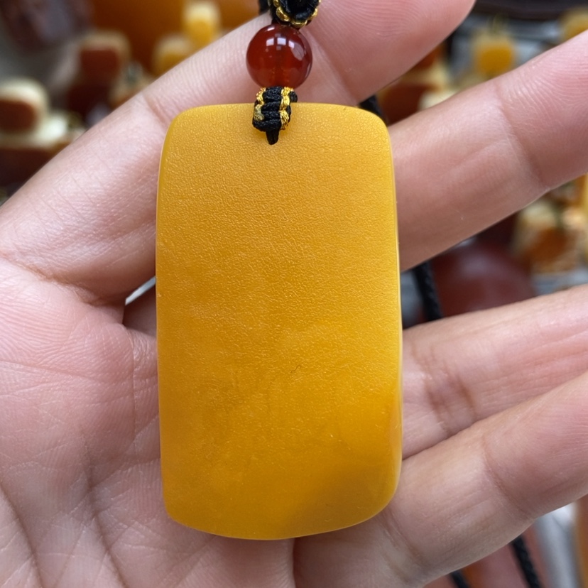 【闪购商品】琥珀颈饰未镶嵌