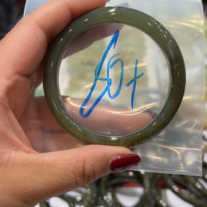 和田玉（糖玉）手镯未镶嵌