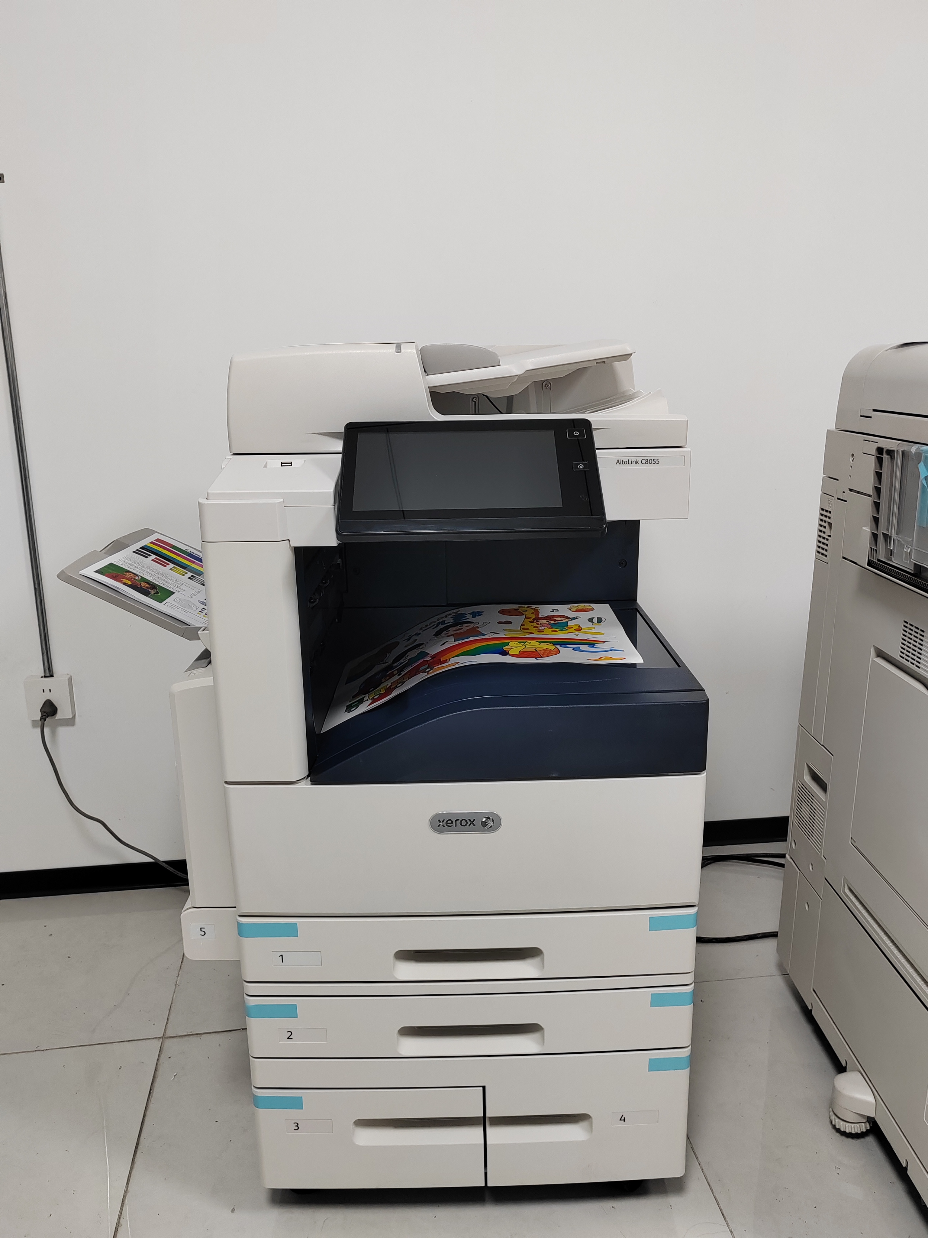 8代新款彩色机施乐C8055，速度55张/分钟