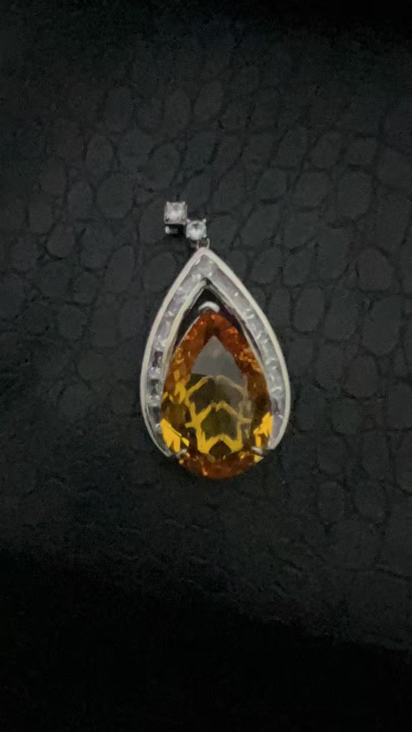 【南非定制】经典高级轻奢大气百搭吊坠ya32606