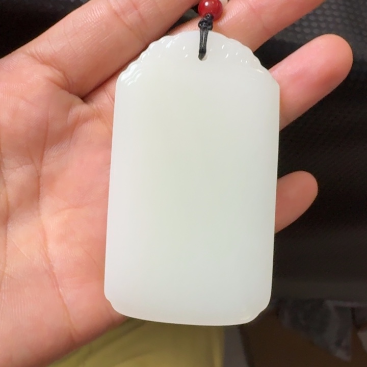 颈饰未镶嵌和田玉47且末无事牌