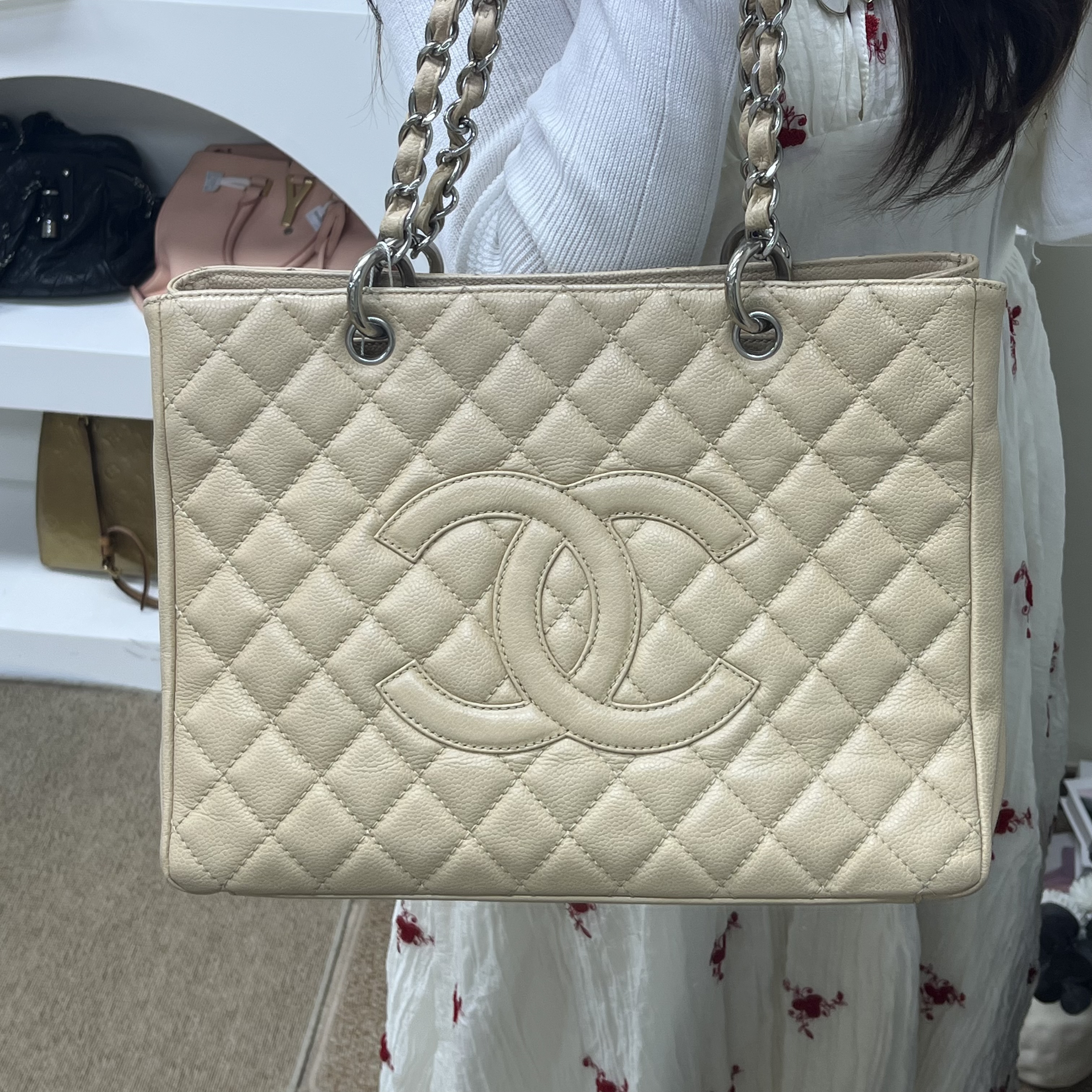 95新 Chanel/香奈儿 95新奶茶色gst中号荔枝纹包