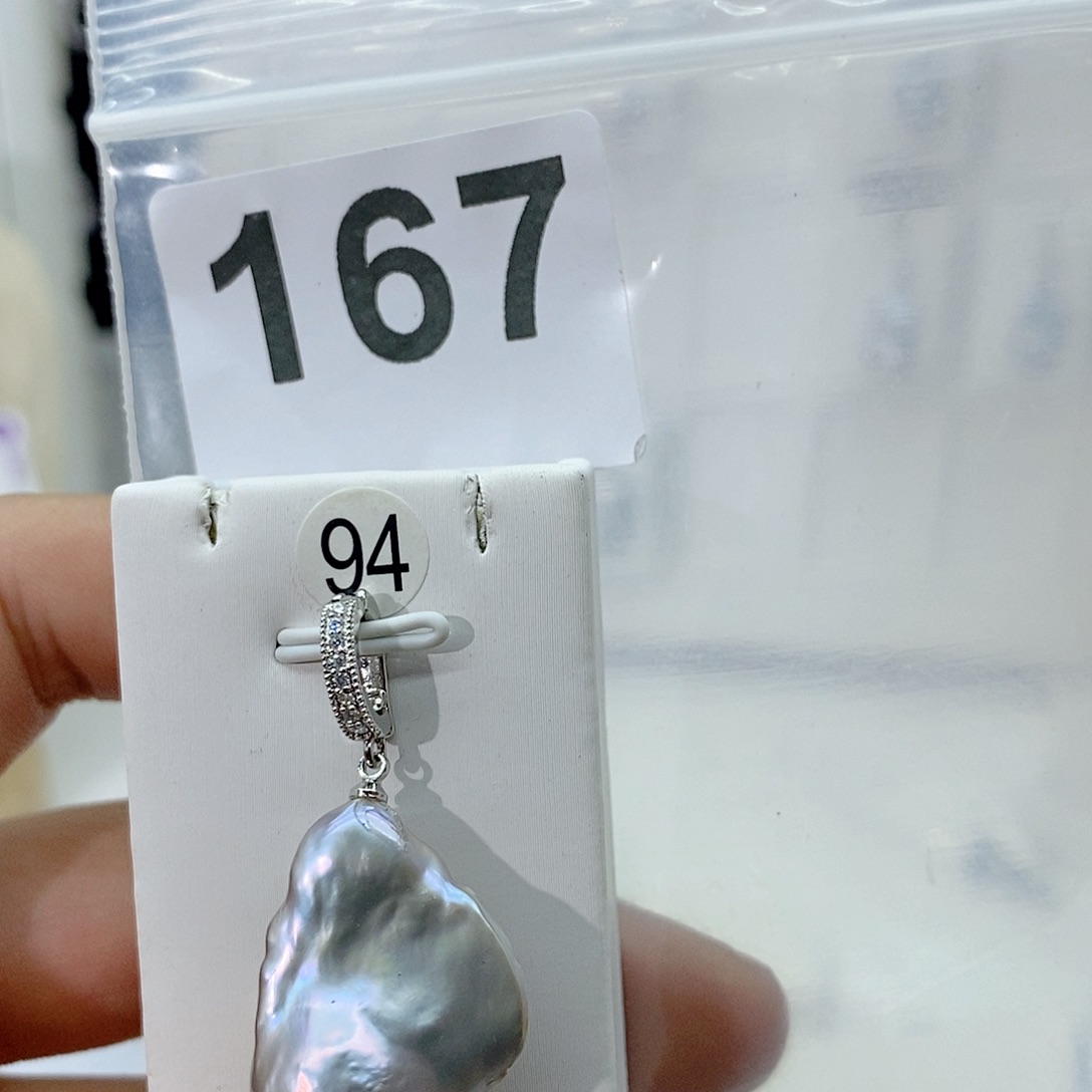 淡水珍珠颈饰合金