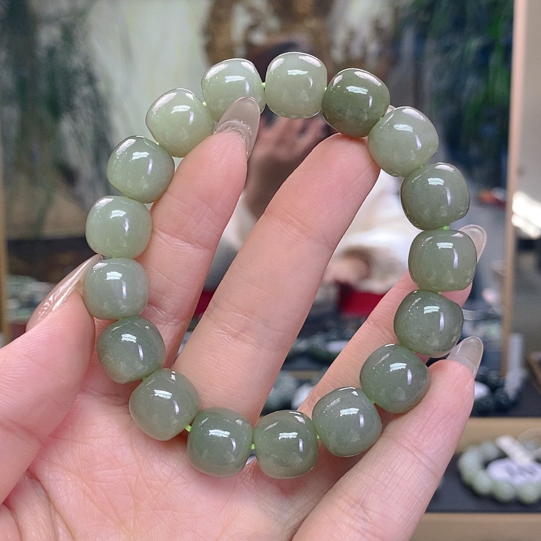 未镶嵌手串和田玉