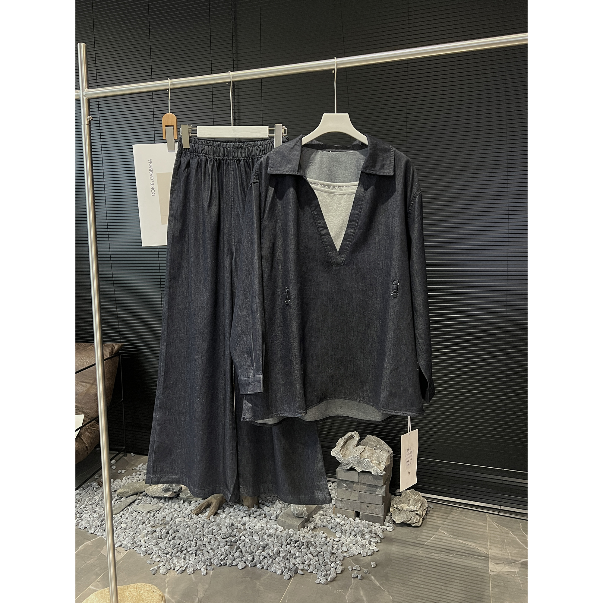 牛仔三件套 背心衬衫阔腿长裤T5-122（清）