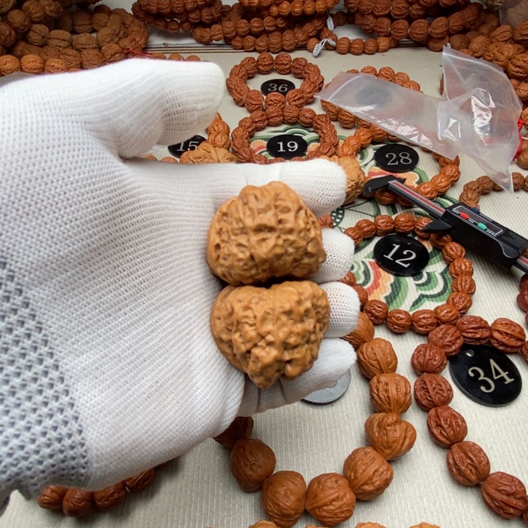 文玩核桃手串操****工金蟾42