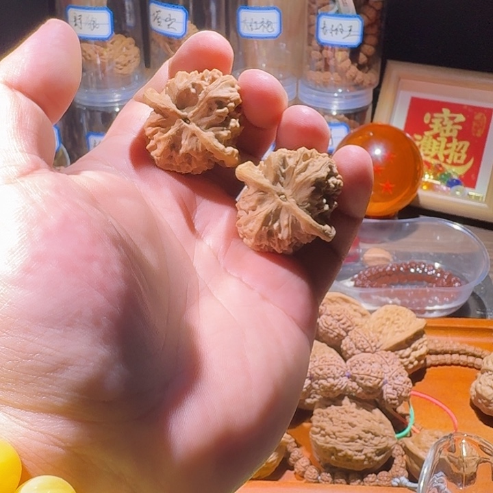 文玩核桃吊坠Y**-野狼