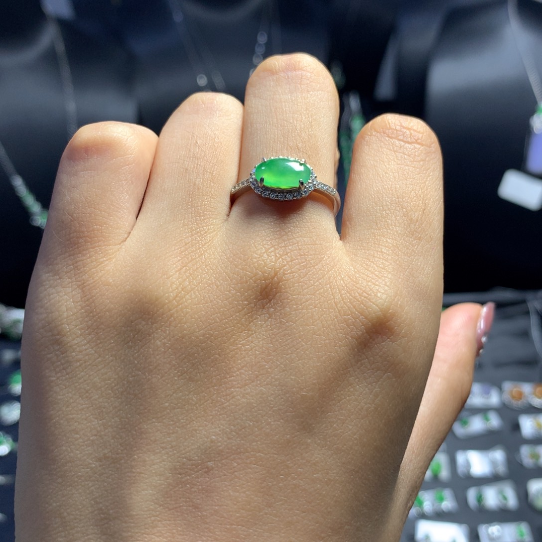 翡翠戒指银S925镶嵌戒指