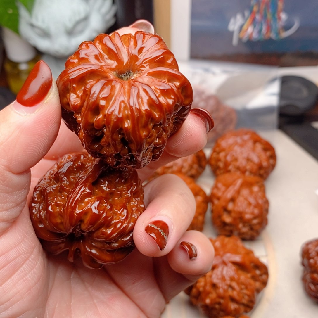 吊坠文玩核桃沉****生凹底