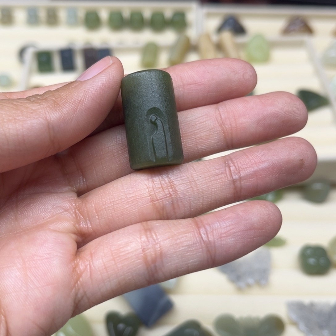 七***～和田玉未镶嵌珠宝半成品