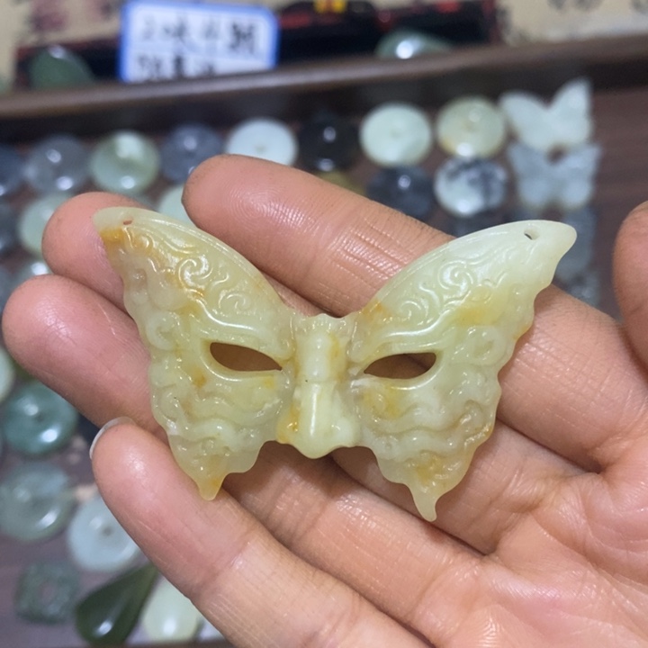 蛇纹石玉未镶嵌天然岫玉