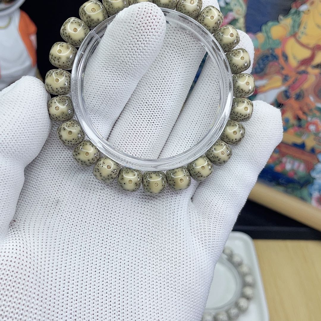 吊坠星月菩提7721
