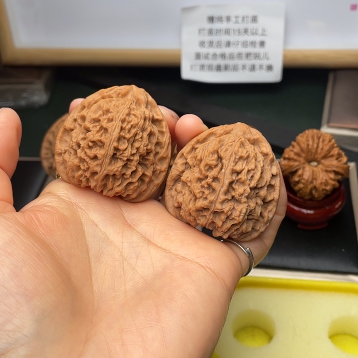 文玩核桃吊坠434143尺三角高炮