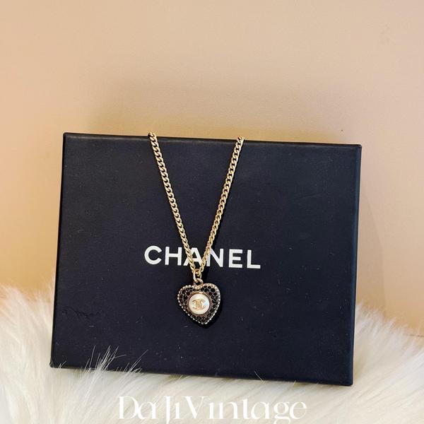 大吉中古/CHANEL香奈儿珍珠黑色满钻爱心项链
