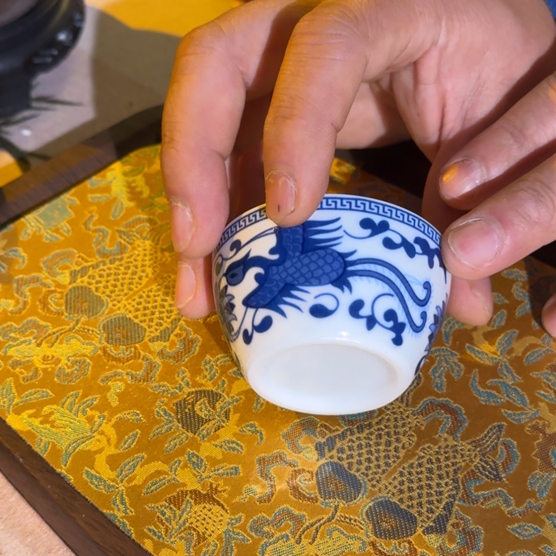 陶其他青花凤穿花纹