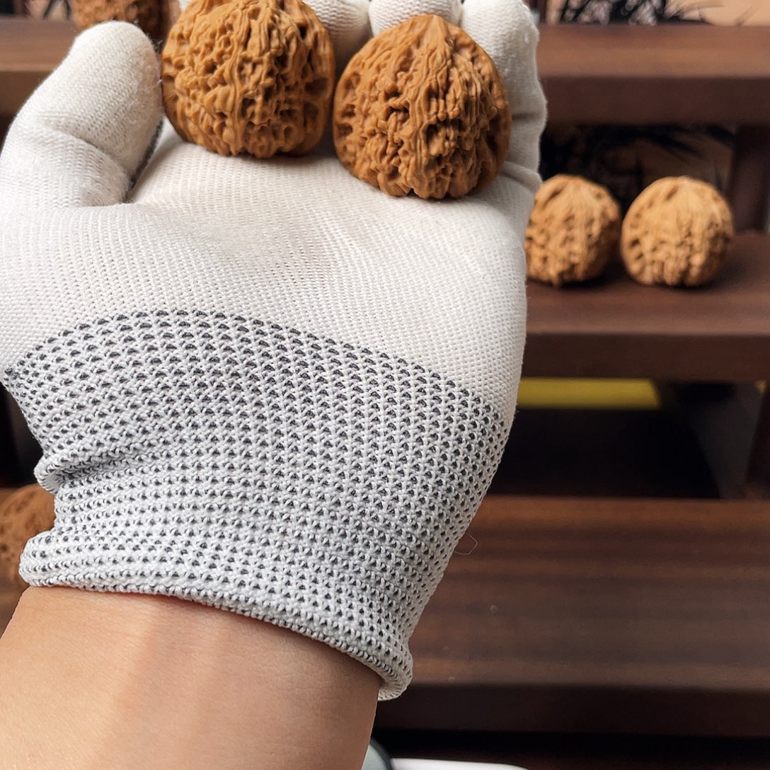 文玩核桃吊坠南疆石