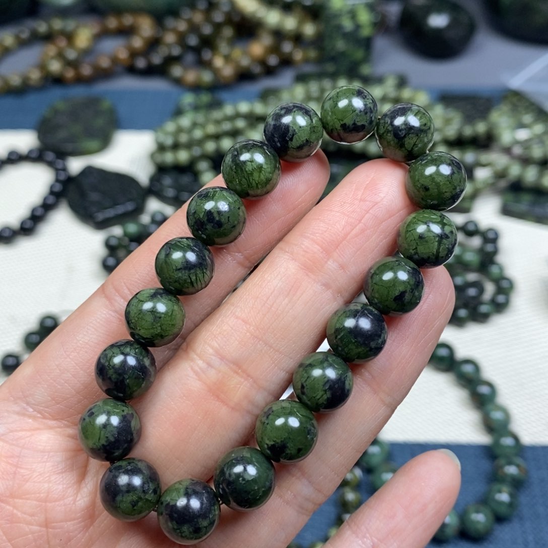 蛇纹石玉手链未镶嵌鱼*妈