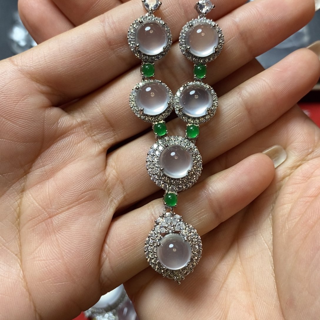 石英质玉合金项链