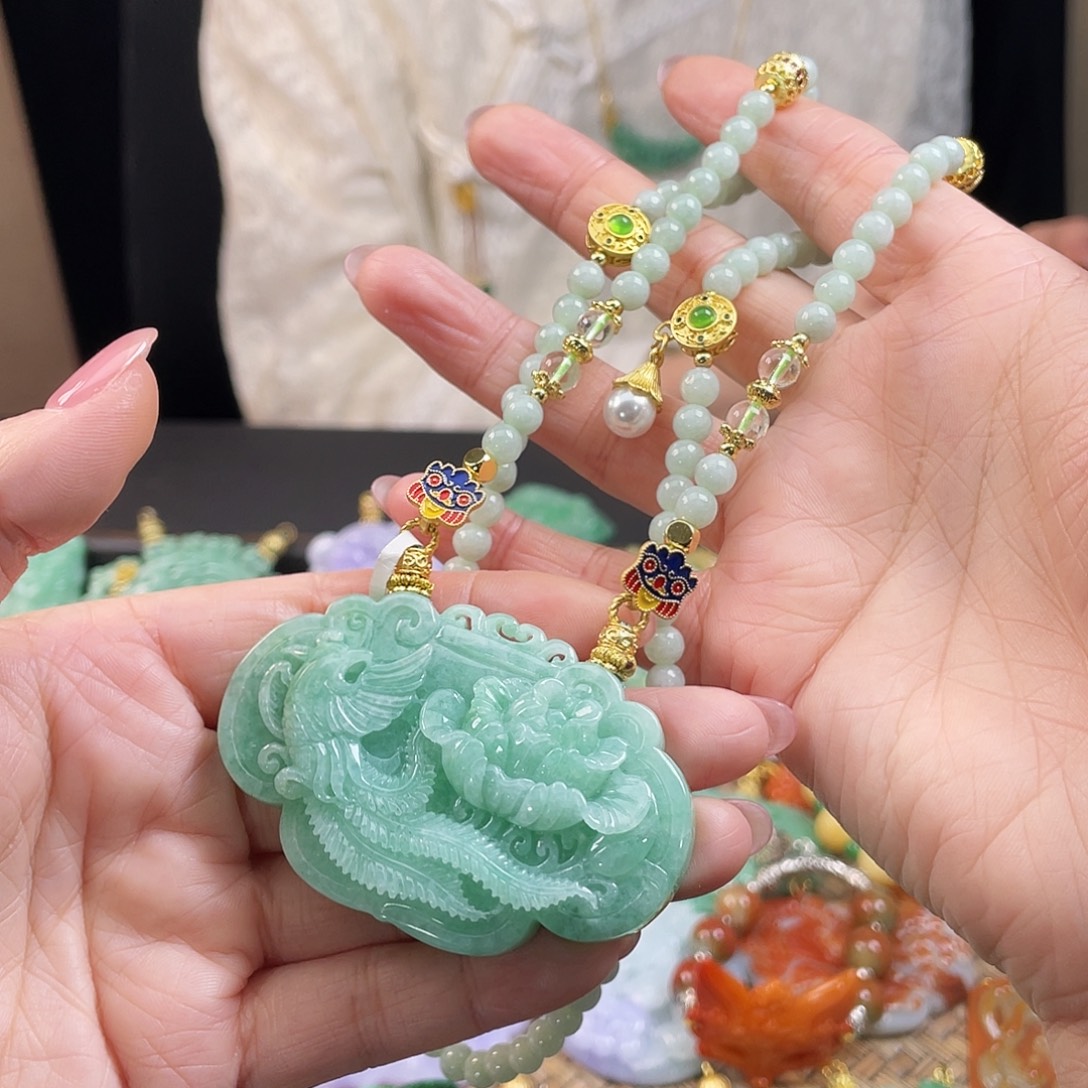 翡翠未镶嵌颈饰代编织