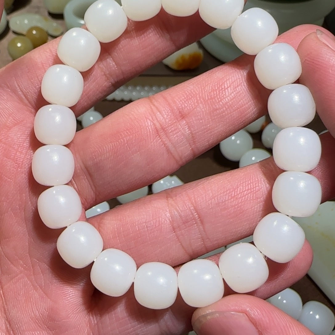 和田玉手链未镶嵌l***s