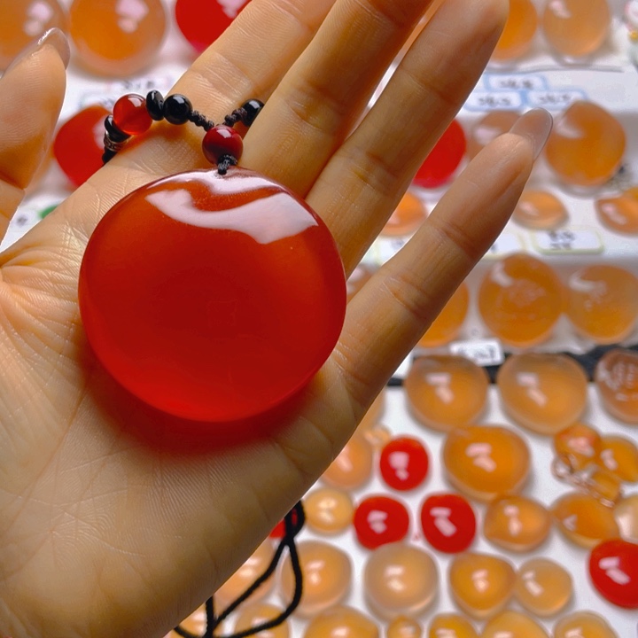 ャ***爺桃木保质保真青鱼石吊坠