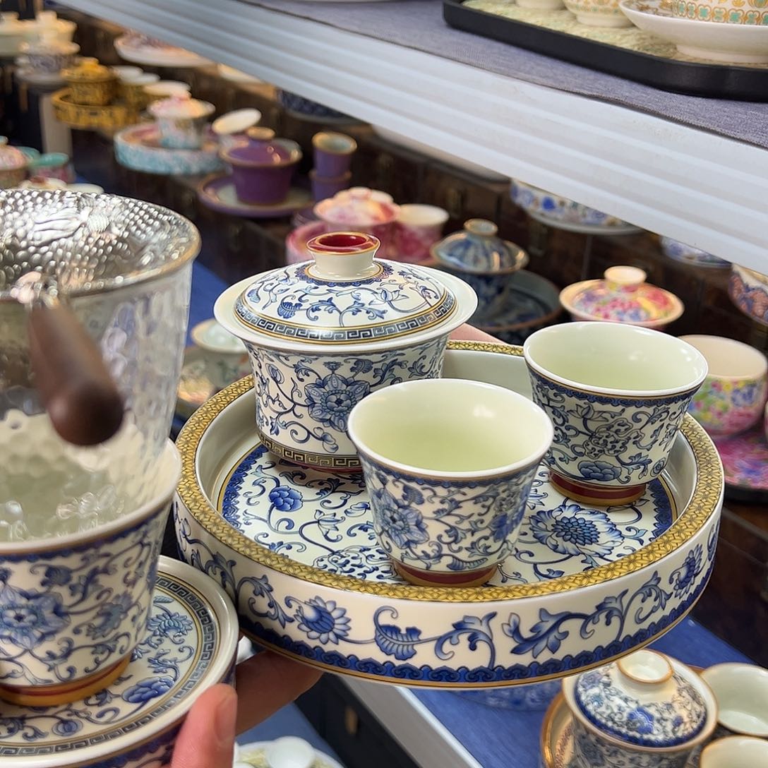 我们的目标是成为一个优秀的人