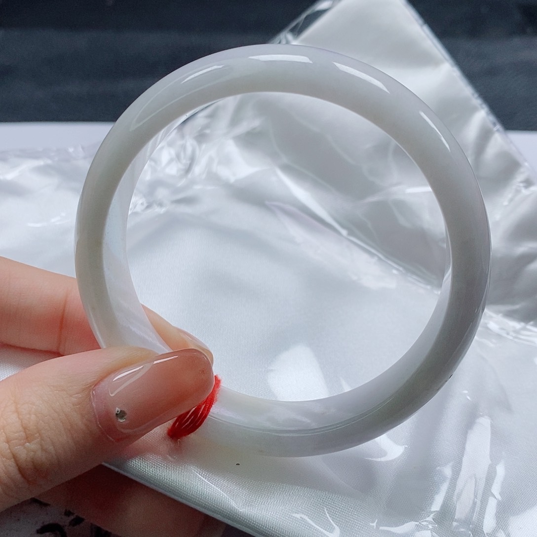 【闪购商品】未镶嵌手镯翡翠482号