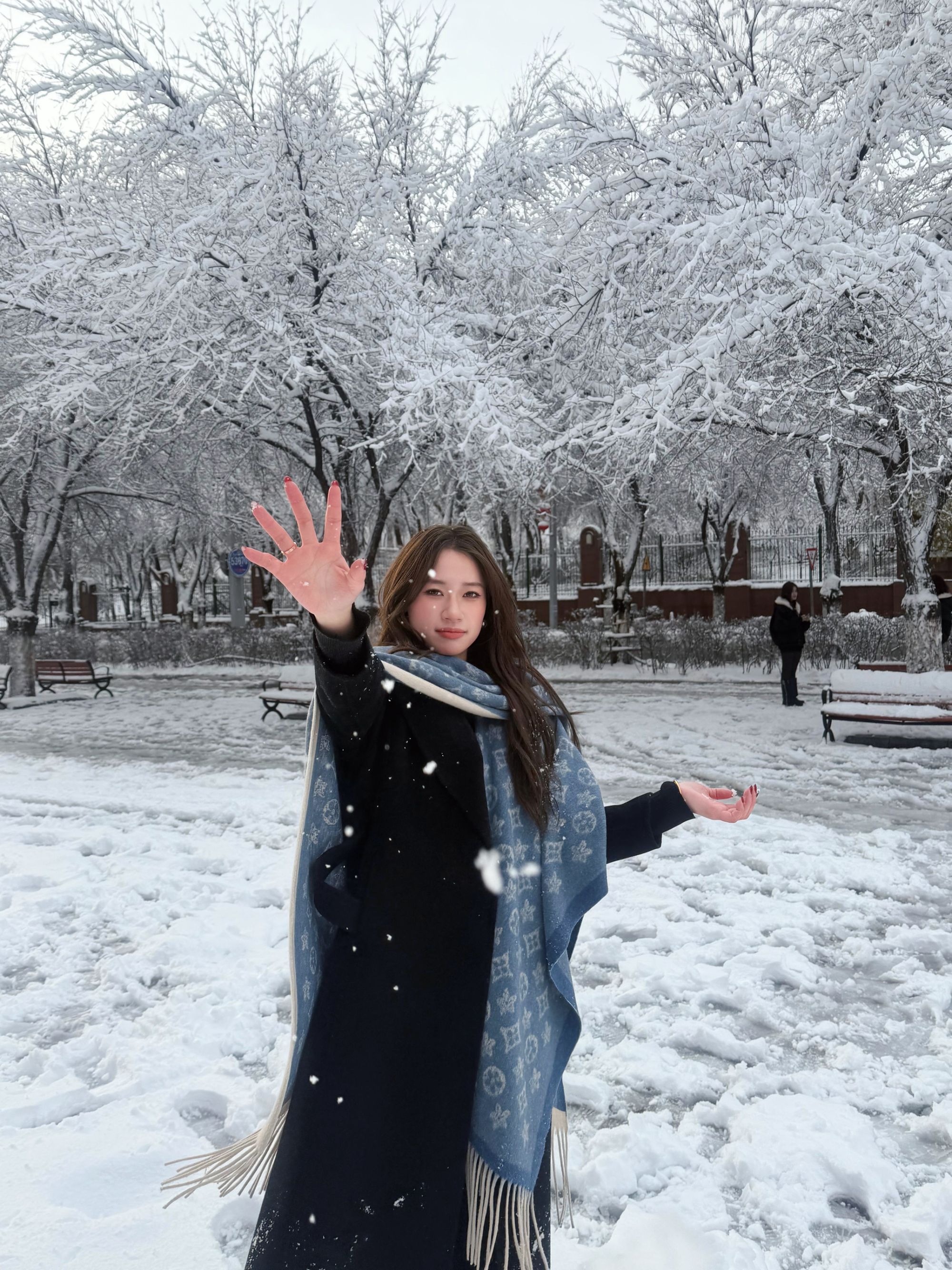 【老钱风蓝】明星同款高品质女士冬季保暖开叉斗篷式披肩围巾名族风