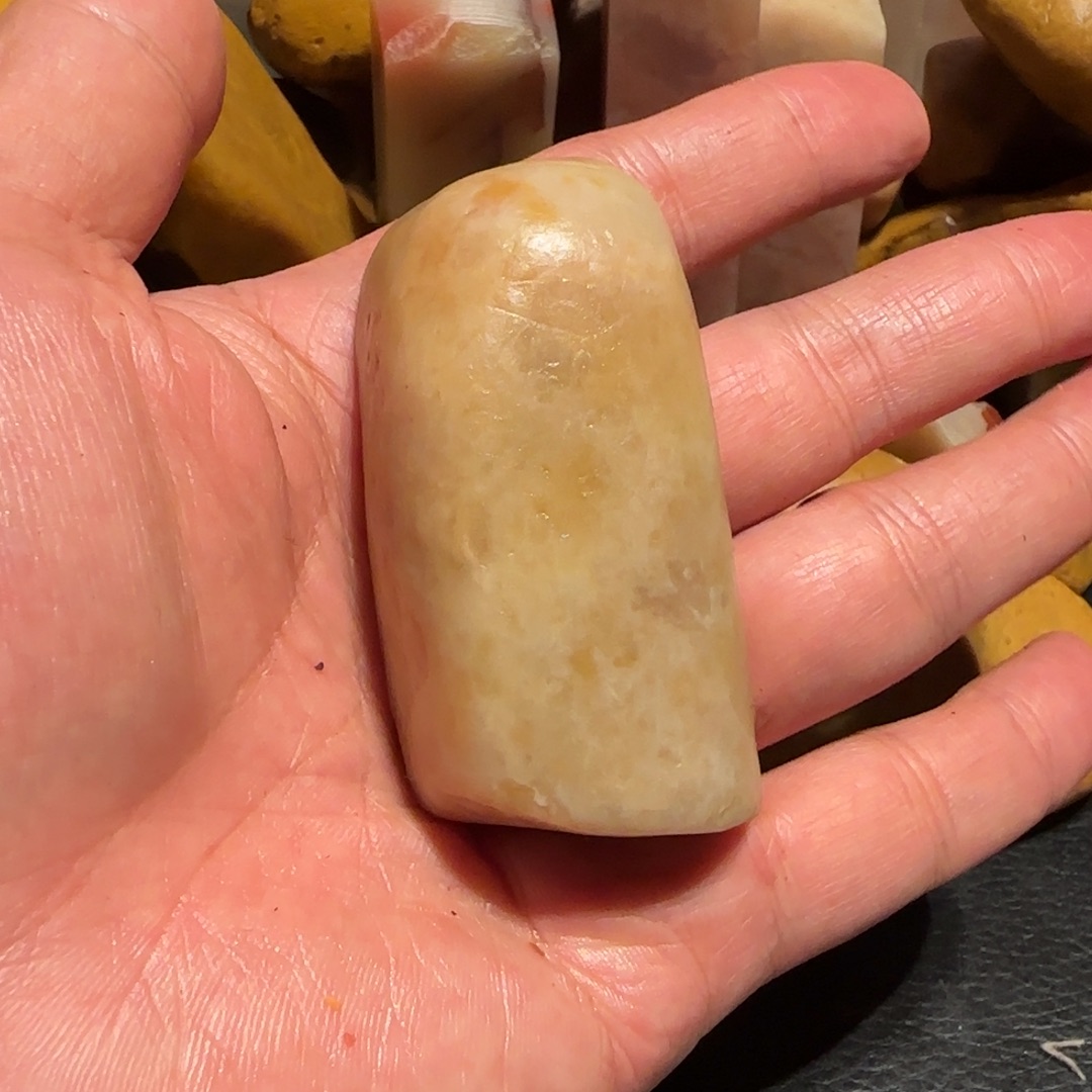 天***风老挝石田黄原石，老挝石