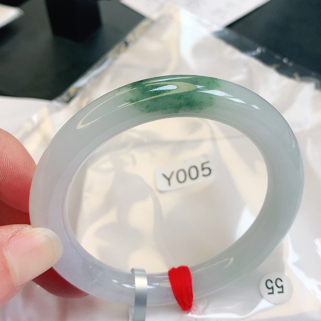 【闪购商品】翡翠手镯未镶嵌缅甸天然a货翡翠