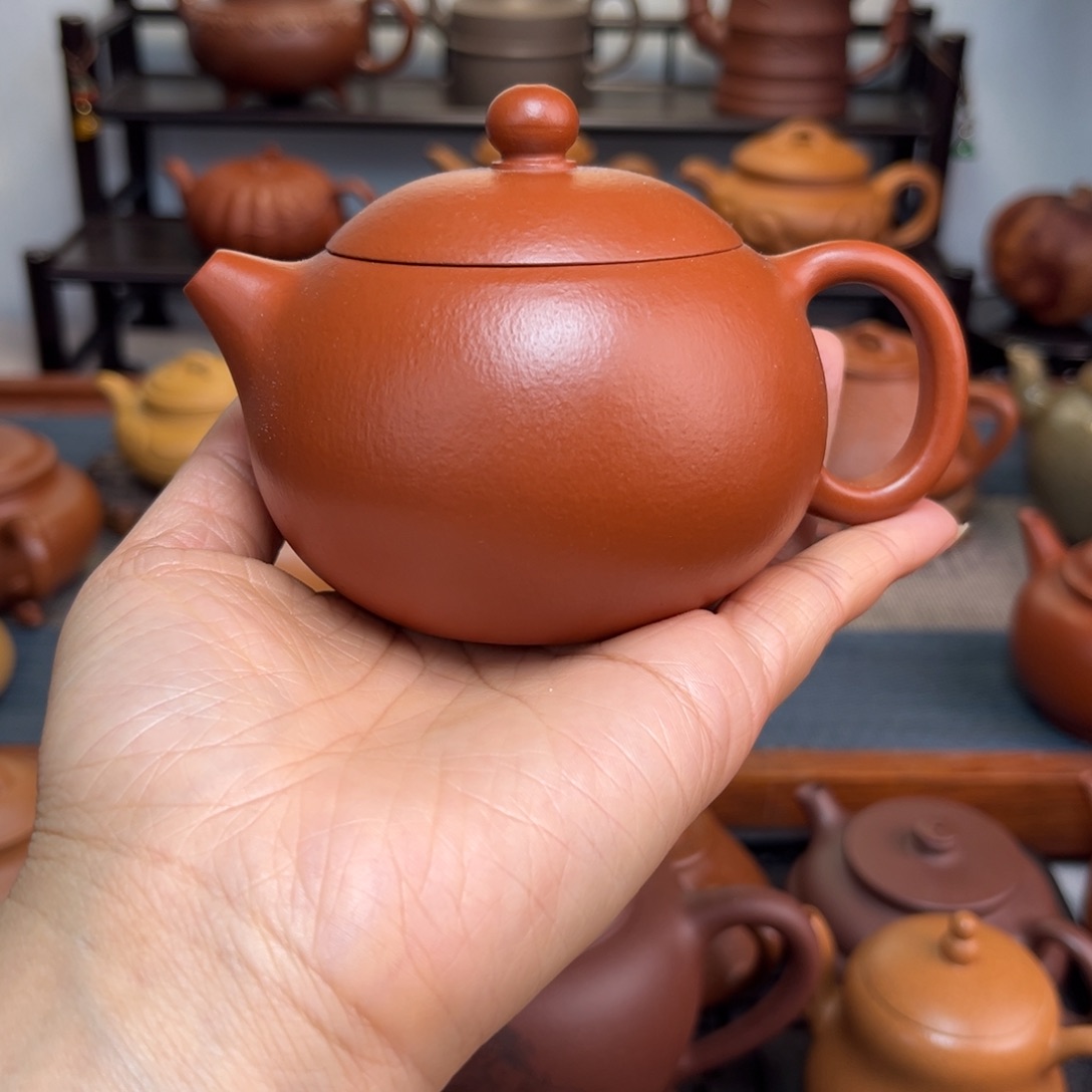 紫砂茶壶老**朽手工制作