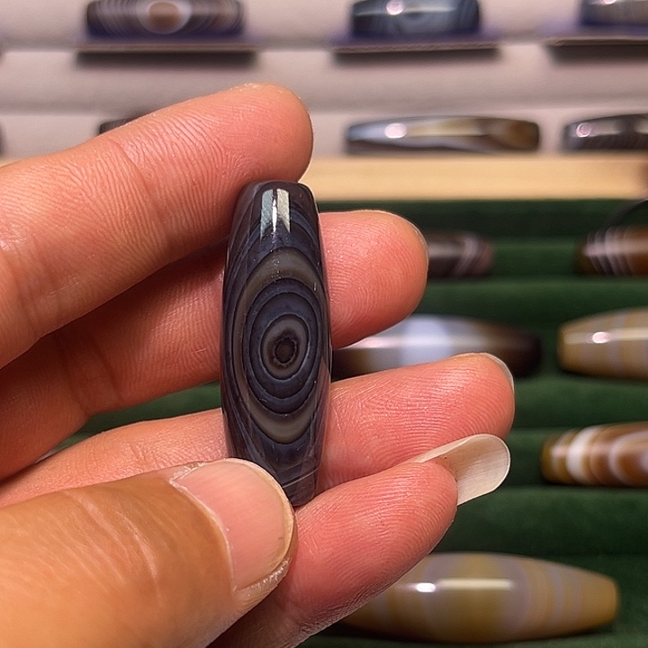 骑***江玛瑙/玉髓未镶嵌吊坠(赠链)