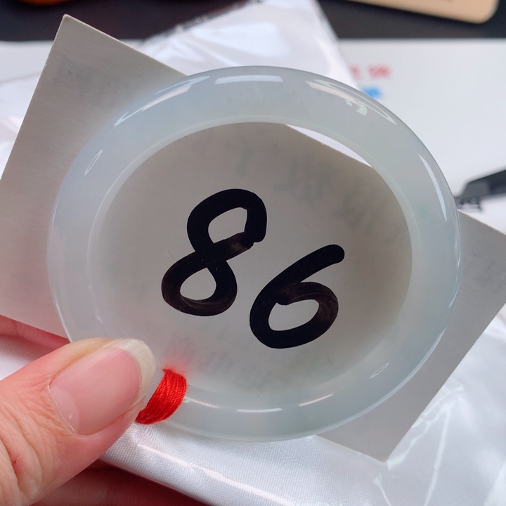 翡翠手镯未镶嵌正