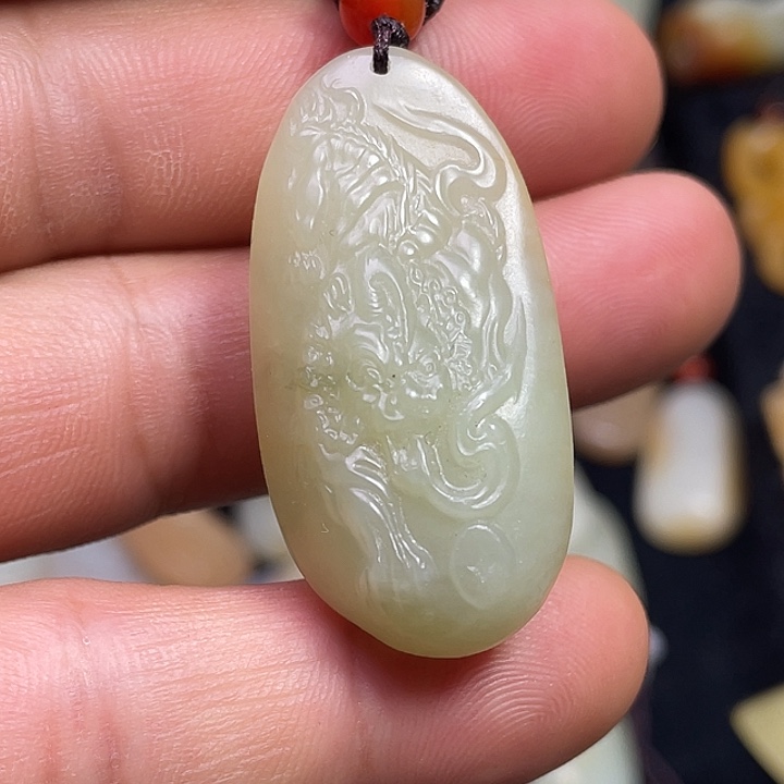 和田玉（糖玉）未镶嵌吊坠(不含链)吊坠