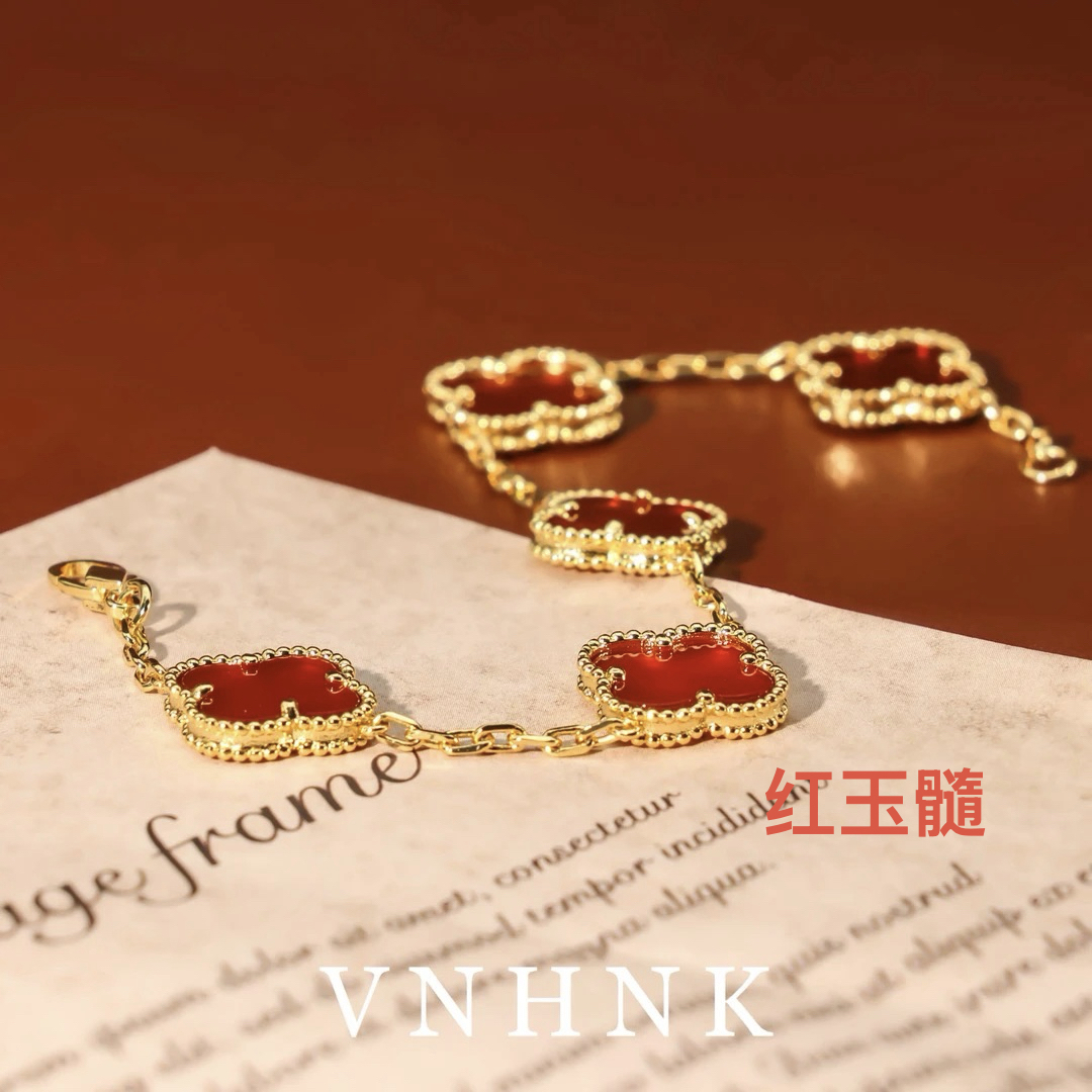 美可儿    A433    金色（19cm) 时尚红玉髓手链